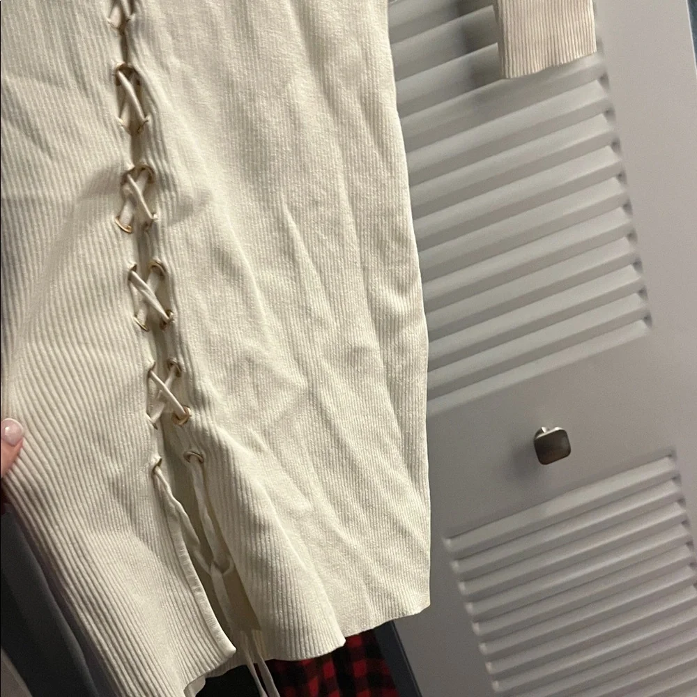 Zara Cream Midi Dress - Picture 2 of 2
